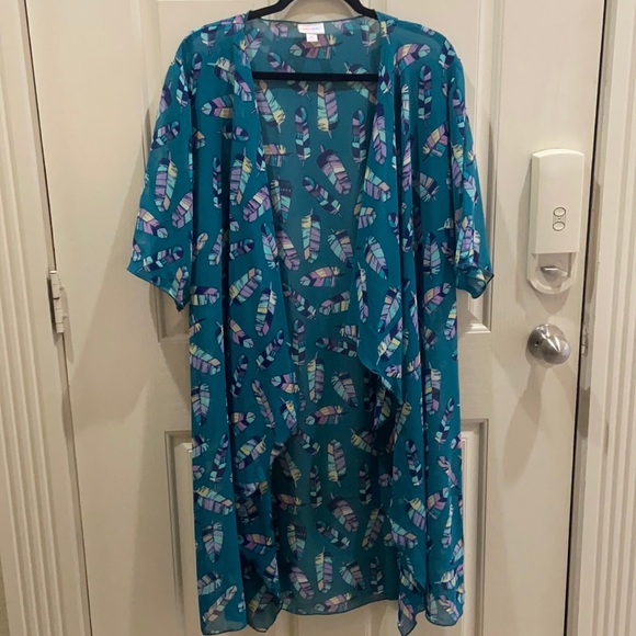 LuLaRoe Kimono (Lindsay)